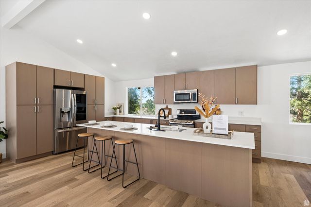 2809 WILLOW HILLS DR, Sandy, UT 84093