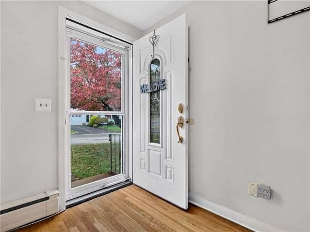44 Meadow Drive, West Warwick, RI 02893