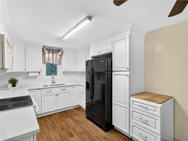 44 Meadow Drive, West Warwick, RI 02893