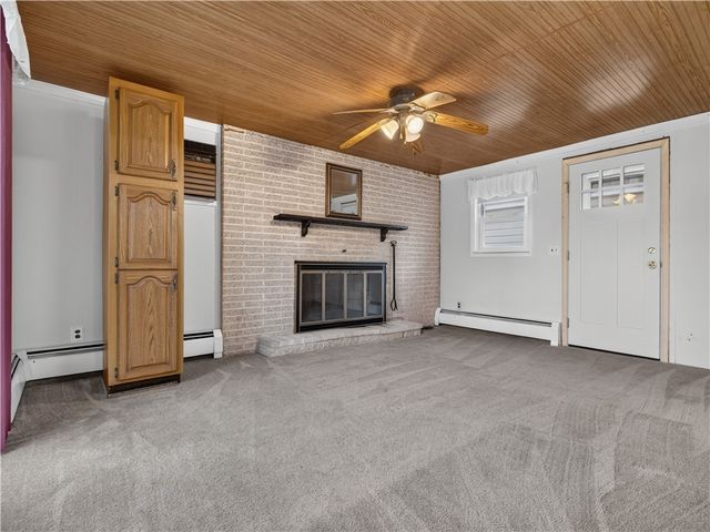 44 Meadow Drive, West Warwick, RI 02893