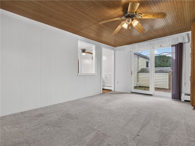 44 Meadow Drive, West Warwick, RI 02893