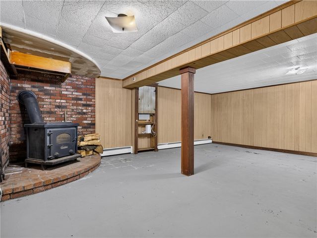 44 Meadow Drive, West Warwick, RI 02893