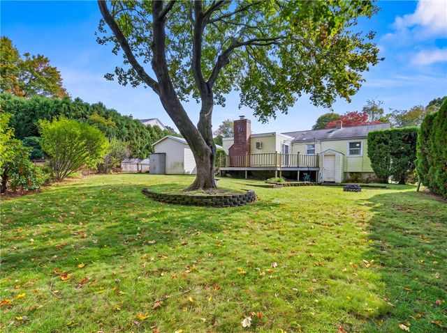 44 Meadow Drive, West Warwick, RI 02893