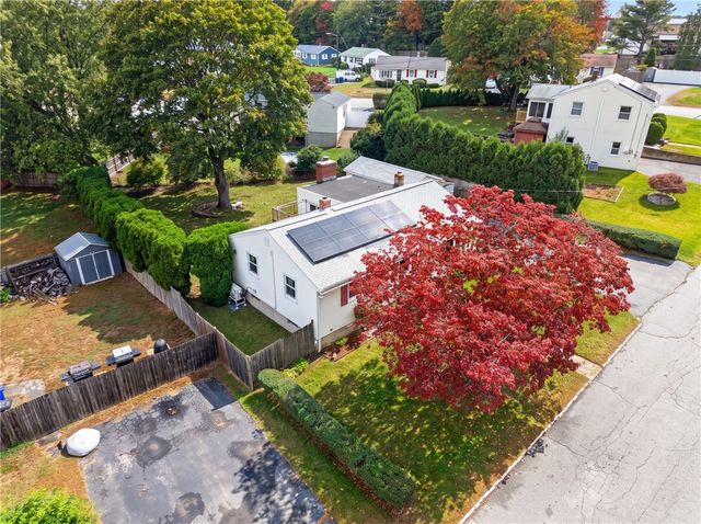 44 Meadow Drive, West Warwick, RI 02893