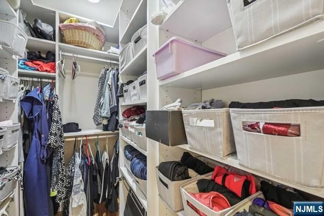 19 Center Street, Cresskill, NJ 07626