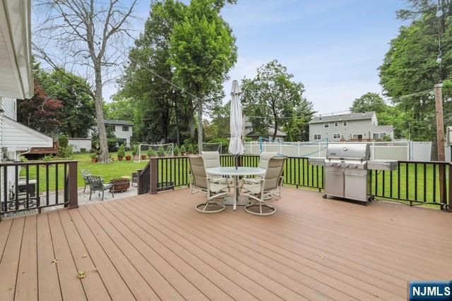 19 Center Street, Cresskill, NJ 07626