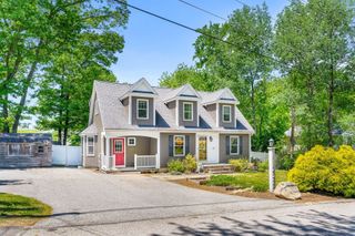 11 Woodbury Rd, Billerica, MA 01821