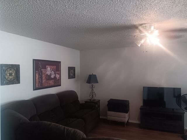 3955 N Ricewood Avenue, Fresno, CA 93705