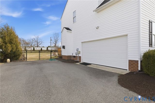 11105 Mill Place Ct, Glen Allen, VA 23060