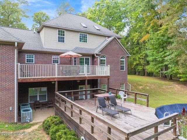 2400 Sand Ridge Bargerton Rd, Lexington, TN 38351