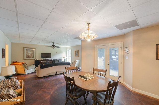 2400 Sand Ridge Bargerton Rd, Lexington, TN 38351