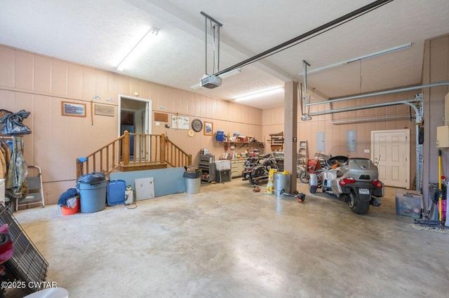 2400 Sand Ridge Bargerton Rd, Lexington, TN 38351