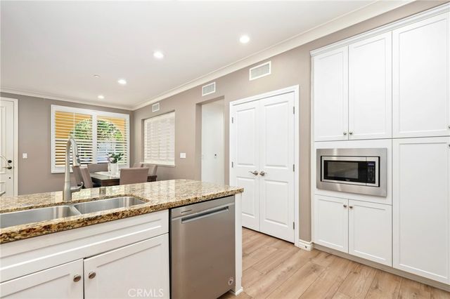 59 Kempton, Irvine, CA 92620