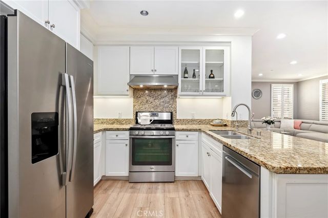 59 Kempton, Irvine, CA 92620