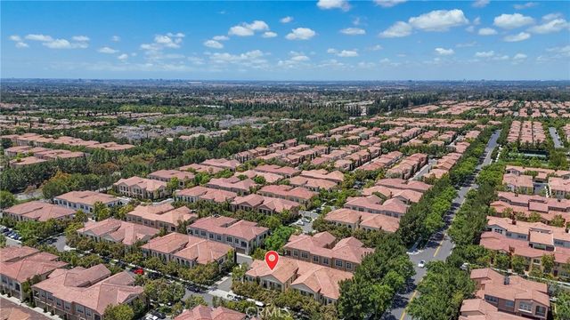 59 Kempton, Irvine, CA 92620