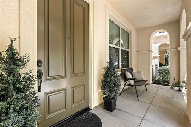 59 Kempton, Irvine, CA 92620