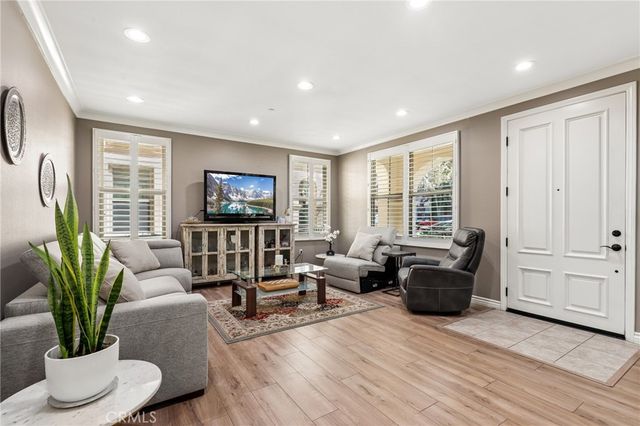 59 Kempton, Irvine, CA 92620