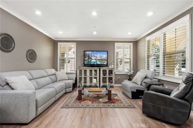 59 Kempton, Irvine, CA 92620