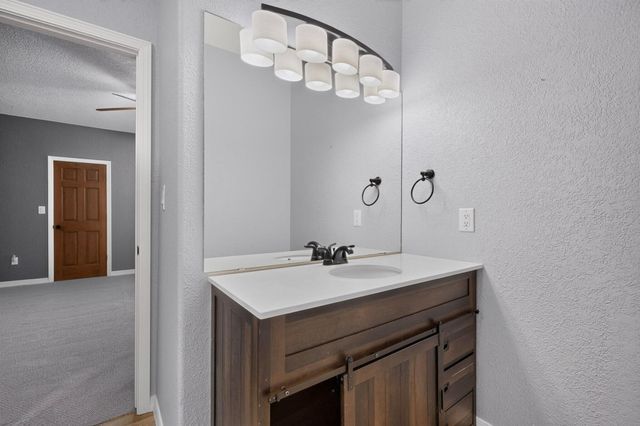12213 Mirandy Court NE, Albuquerque, NM 87122