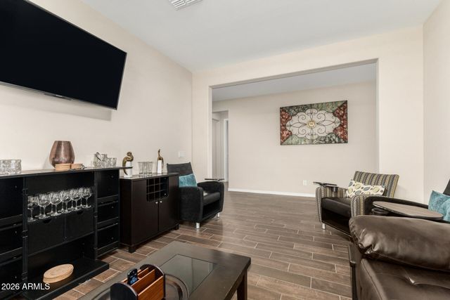 18427 W PASADENA Avenue, Litchfield Park, AZ 85340