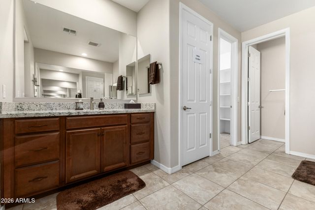 18427 W PASADENA Avenue, Litchfield Park, AZ 85340