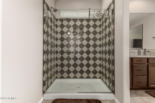 18427 W PASADENA Avenue, Litchfield Park, AZ 85340