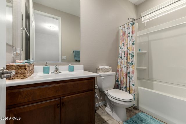 18427 W PASADENA Avenue, Litchfield Park, AZ 85340