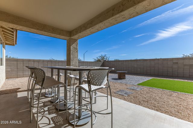 18427 W PASADENA Avenue, Litchfield Park, AZ 85340