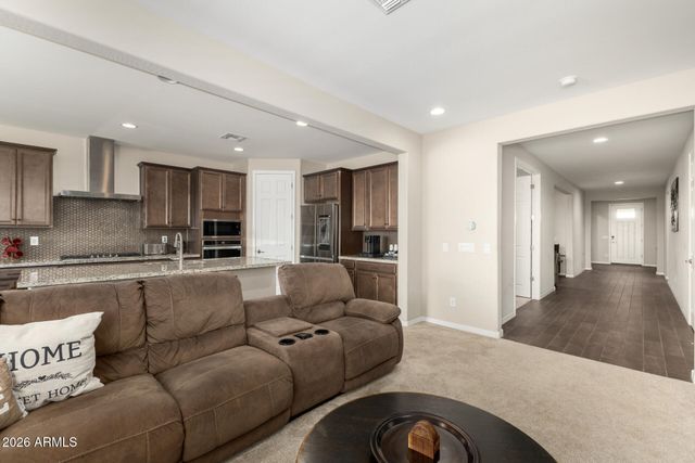 18427 W PASADENA Avenue, Litchfield Park, AZ 85340