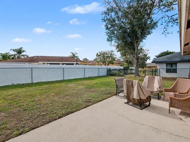 249 Monterey Way, Royal Palm Beach, FL 33411