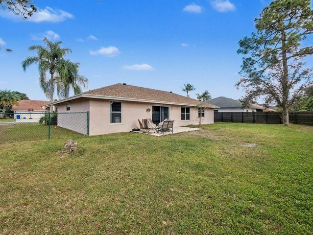249 Monterey Way, Royal Palm Beach, FL 33411