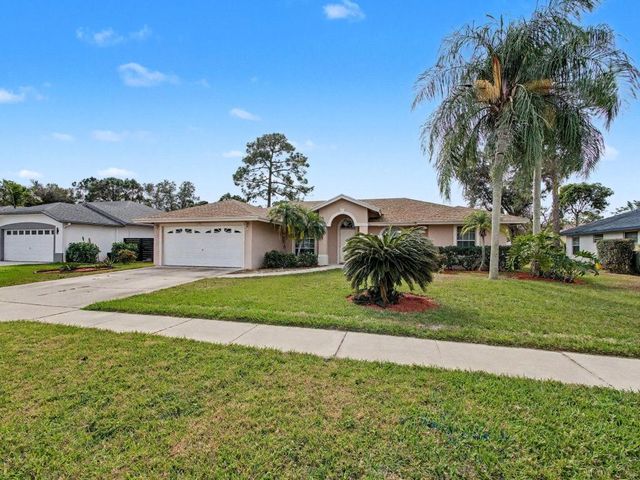 249 Monterey Way, Royal Palm Beach, FL 33411