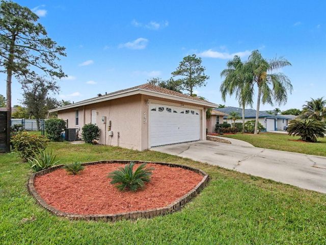 249 Monterey Way, Royal Palm Beach, FL 33411