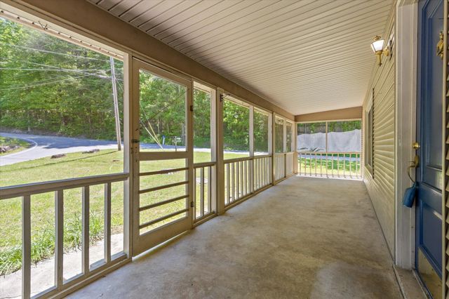 1827 Bollinger Road, Signal Mountain, TN 37377