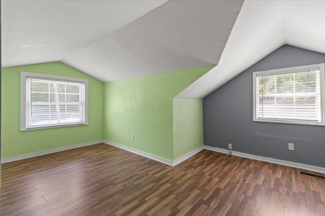 1827 Bollinger Road, Signal Mountain, TN 37377