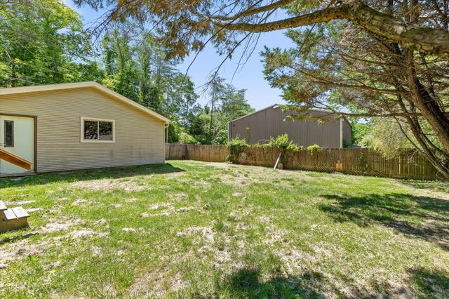 1827 Bollinger Road, Signal Mountain, TN 37377