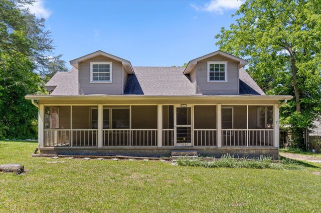 1827 Bollinger Road, Signal Mountain, TN 37377