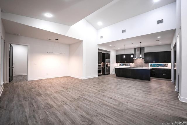 2109 Bella Vista, Canyon Lake, TX 78133