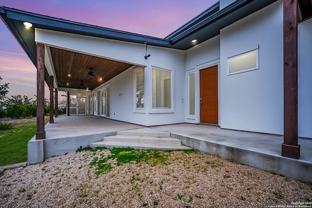 2109 Bella Vista, Canyon Lake, TX 78133