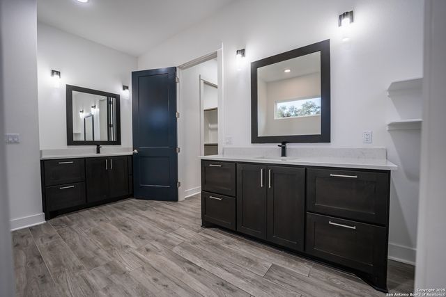 2109 Bella Vista, Canyon Lake, TX 78133