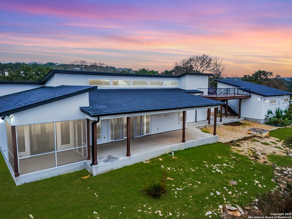 2109 Bella Vista, Canyon Lake, TX 78133