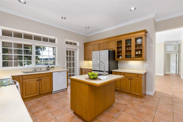 2054 SAWGRASS DRIVE, Apopka, FL 32712