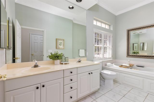 2054 SAWGRASS DRIVE, Apopka, FL 32712