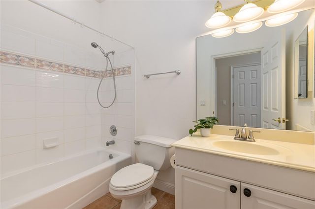2054 SAWGRASS DRIVE, Apopka, FL 32712