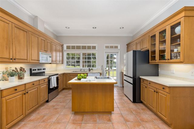 2054 SAWGRASS DRIVE, Apopka, FL 32712