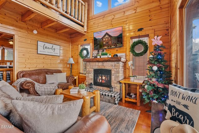 2815 White Oak Ridge Lane, Sevierville, TN 37862