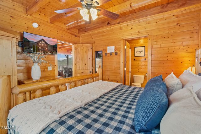 2815 White Oak Ridge Lane, Sevierville, TN 37862