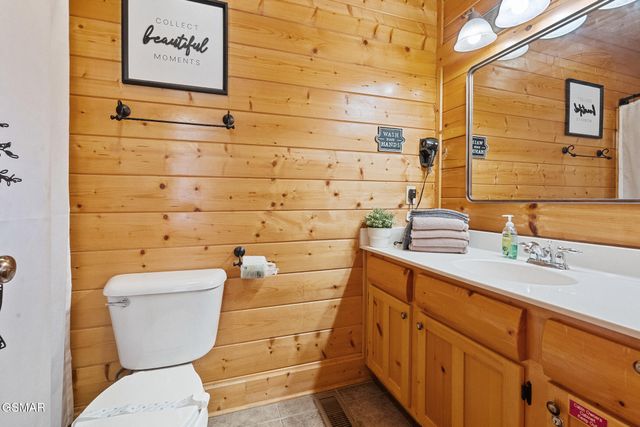 2815 White Oak Ridge Lane, Sevierville, TN 37862