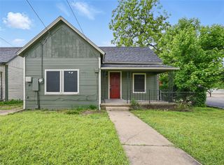 906 E Houston Street, Sherman, TX 75092