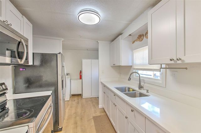 6028 136TH AVENUE N, Clearwater, FL 33760